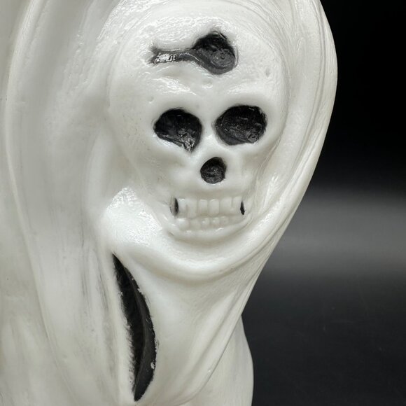 Vintage Halloween Blow Mold Ghost Skull Bayshore 60s Light Up Decor Mid Century - Picture 9 of 12